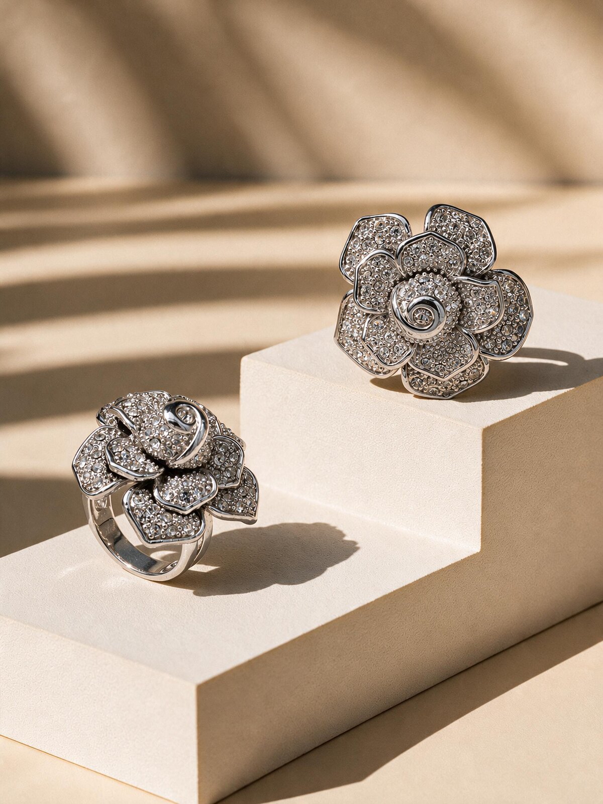 Rose ring, No. 020 — Romae